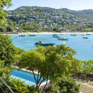  vacation rental photo St Barthelemy HEN SOU Villa Sous la Falaise St Barts Villa SOUpol01 desktop