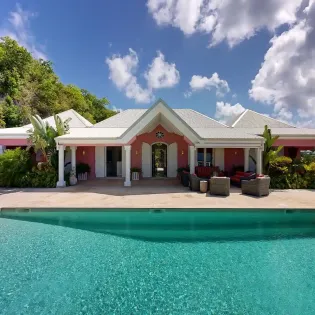 1.3 mustique exterior 1 SBP