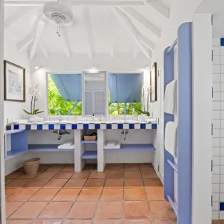 10.1   camp david  bathroom 4   noelle SBP