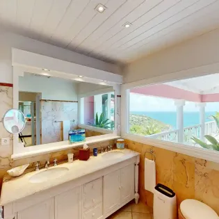 10.1 mustique primary bathroom SBP