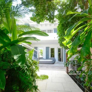 2 vacation rental photo St Barthelemy WV VLC Villa Vague Bleu St Barts Villa VLCext02 desktop SBP
