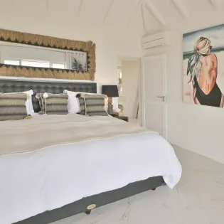 12.1 coeur de pirate guest bedroom 3 SBP