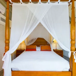 13.1 vie en rose bedroom 5 SBP