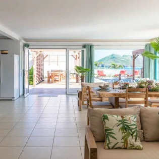 4 vacation rental photo St Barthelemy WV EBR Villa Les Embruns St Barts Villa EBRint01 desktop SBP