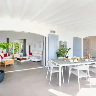 4 vacation rental photo St Barthelemy WV TAN Villa Taniko St Barts Villa TANdin02 desktop SBP