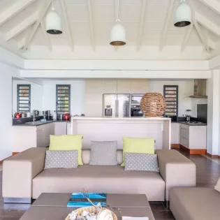 4 vacation rental photo St Barthelemy WV UPS Villa Upside St Barts Villa UPSliv06 desktop SBP