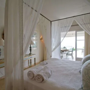 6 vacation rental photo St Barthelemy WV BTR Villa Bon Temps St Barts Villa btrbd301 desktop SBP