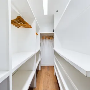 2.3 arrow marine primary bathroom SBP