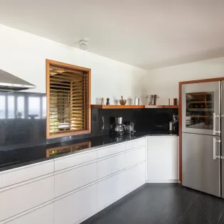 2.3 kyr kitchen SBP