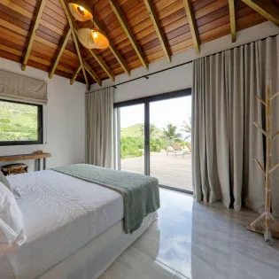 0 vacation rental photo  WV LUF Villa Luffy St Barts Villa LUFbd102 desktop