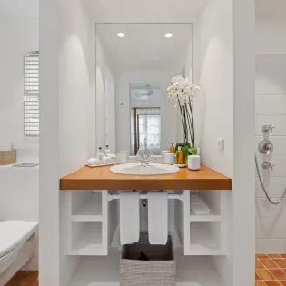 20.1   camp david  bathroom 9   case jardin SBP