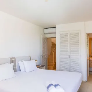 1 vacation rental photo St Barthelemy WV ART Villa The Art House St Barts Villa ARTbd201 desktop SBP