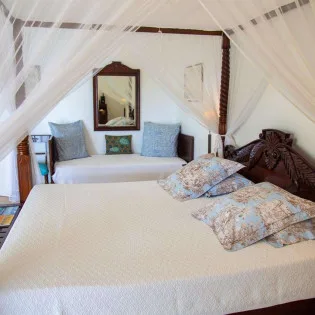 2 vacation rental photo St Barthelemy WV TOR Villa La Tortue St Barts Villa TORbd103 desktop SBP
