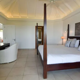 4 vacation rental photo St Barthelemy WV ACR Villa Au Coeur du Rocher St Barts Villa ACRbd202 desktop SBP