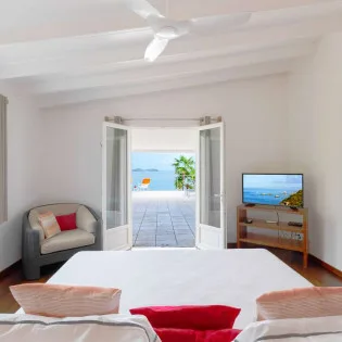 5 vacation rental photo St Barthelemy WV EMM Villa Les Jardins St Barts Villa EMMbd101 desktop SBP