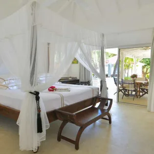 5 vacation rental photo St Barthelemy WV KRL Villa Kir Royale St Barts Villa KRLbd201 desktop SBP