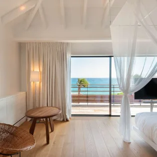 7 vacation rental photo St Barthelemy WV PEV Villa Petit Reev St Barts Villa PEVbd102 desktop SBP