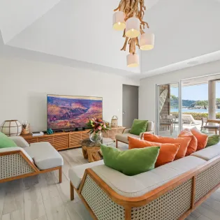3.2 oyono living room SBP