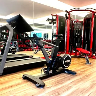 33 salle de gym villa voyage large voyage SBP