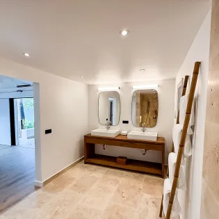 5.1 la desirade bathroom 1 SBP