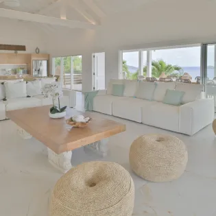 5.2 coeur de pirate living room SBP