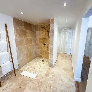 5.2 la desirade bathroom 1 SBP