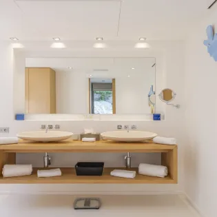 7.1 loukoko bathroom 2 SBP