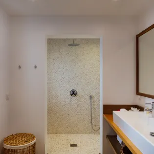 7.1 what else bathroom 2 SBP