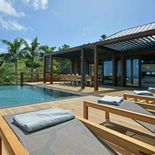  vacation rental photo St Barthelemy WV VUM Villa Villa Vue Mer St Barts Villa VUMdek05 desktop SBP