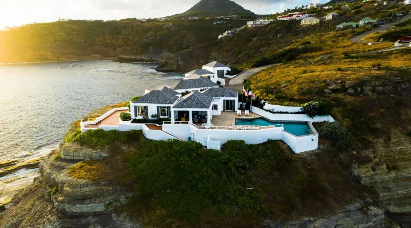 6 vacation rental photo St Barthelemy WV MOZ Villa Cap au Vent St Barts Villa MOZaer07 desktop SBP