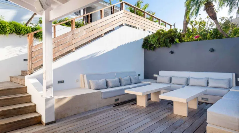  vacation rental photo St Barthelemy WV VNA Villa Vina Aurore St Barts Villa vnadek06 desktop SBP