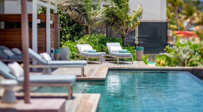 bleu_pool SBP
