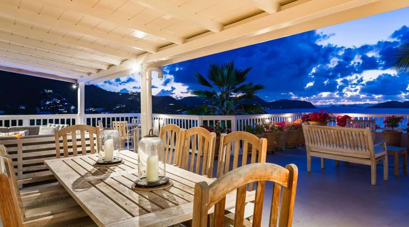  vacation rental photo St Barthelemy WV LUZ Villa Lilas St Barts Villa LUZdin01 desktop SBP