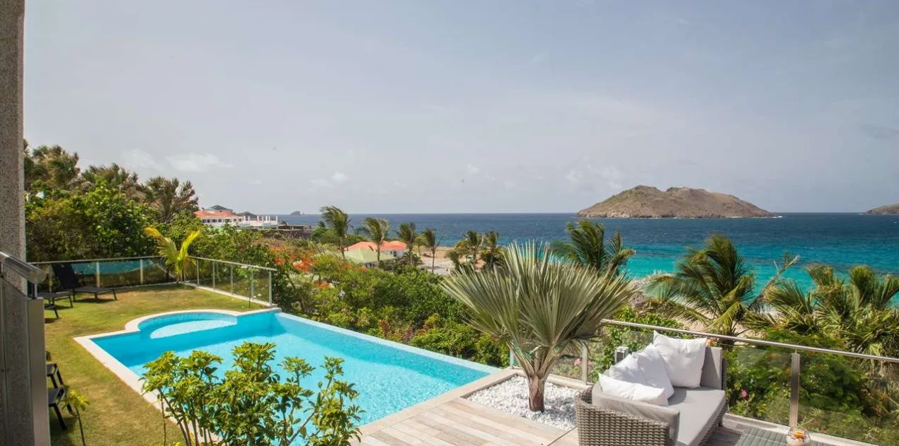vacation rental photo St Barthelemy WV ISA Villa Estrela St Barts Villa isapol04 desktop SBP