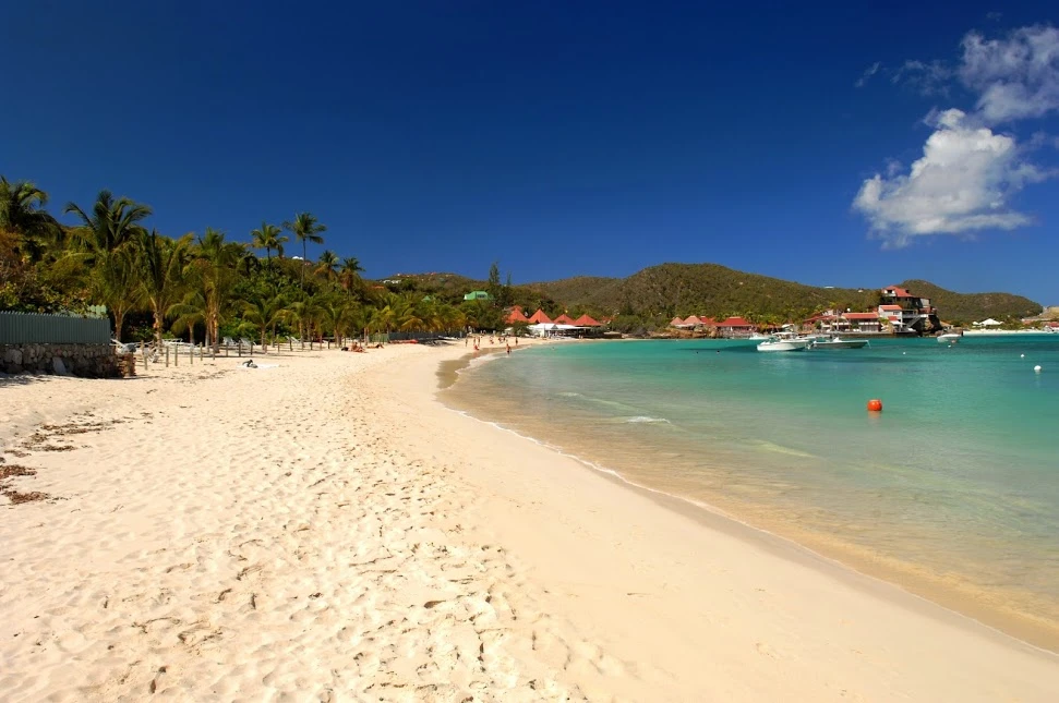 Plage de Colombier – Beach